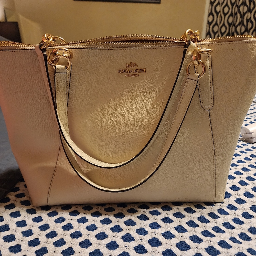 Coach Tote